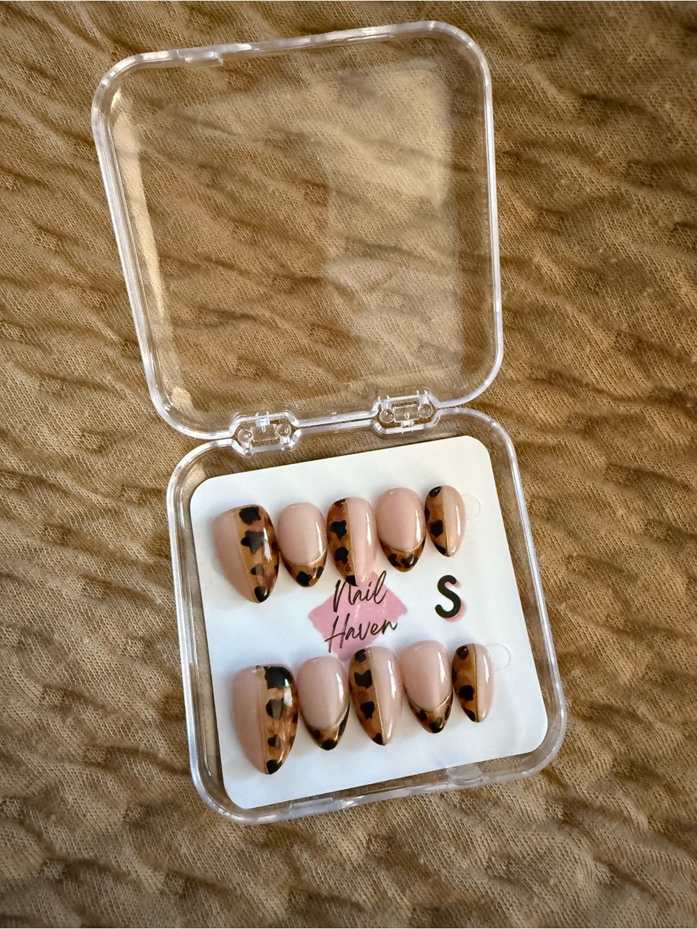 Nude Leopard Press-On Nails - Nude & Brown